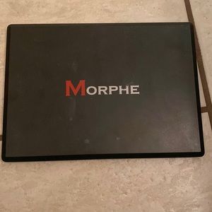 Morphe 35F Fall into Frost Eyeshadow Palette